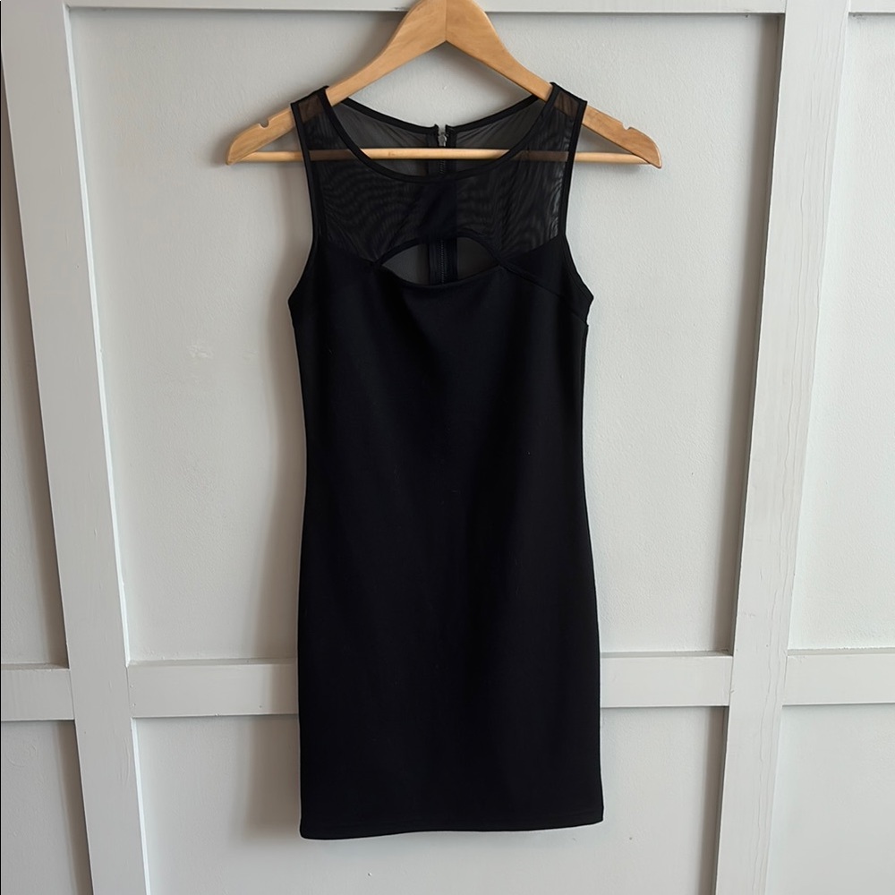 Elegant Black Sleeveless Dress